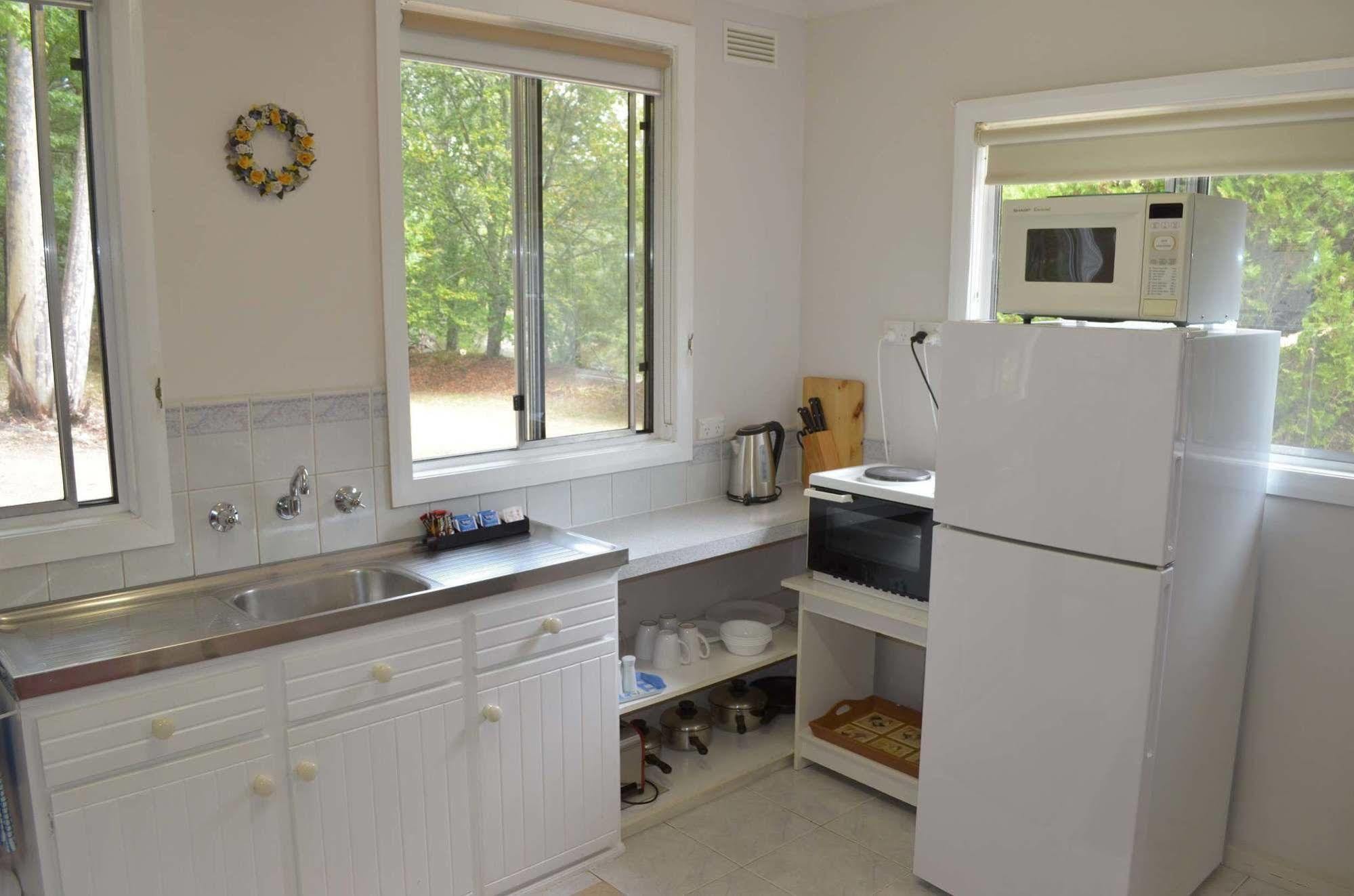 Alpine Riverside Cottages Porepunkah Extérieur photo
